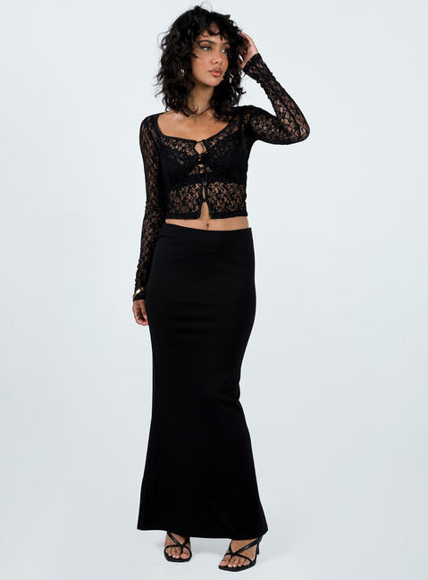 Front view of model wearing  front Princess Polly Full Sleeves Square Neck  Kenar Long Sleeve Top Black