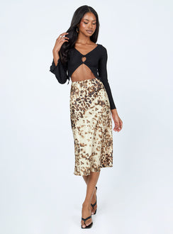   front view of model wearing Princess Polly Dustin Maxi Skirt Multi 