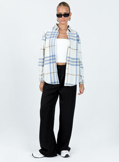 Shirt Classic collar Button front fastening Single button on cuffs Non-stretch