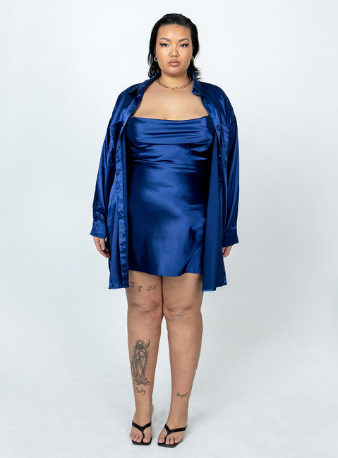 Annalise Set Navy Curve