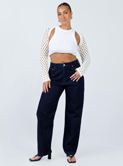 Front view of model wearing  front Princess Polly High Waisted  Drago Slouch Jeans Indigo