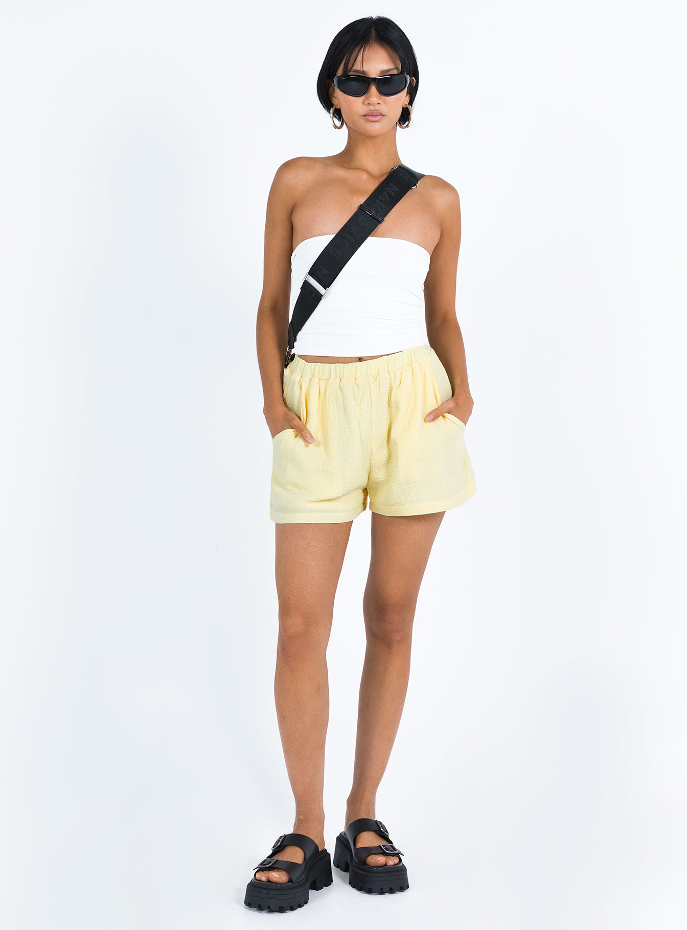 Mateo Shorts Lemon Princess Polly mid-rise 