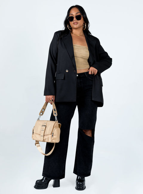 Blazer Lapel collar Button fastening Twin hip pockets Four button cuff