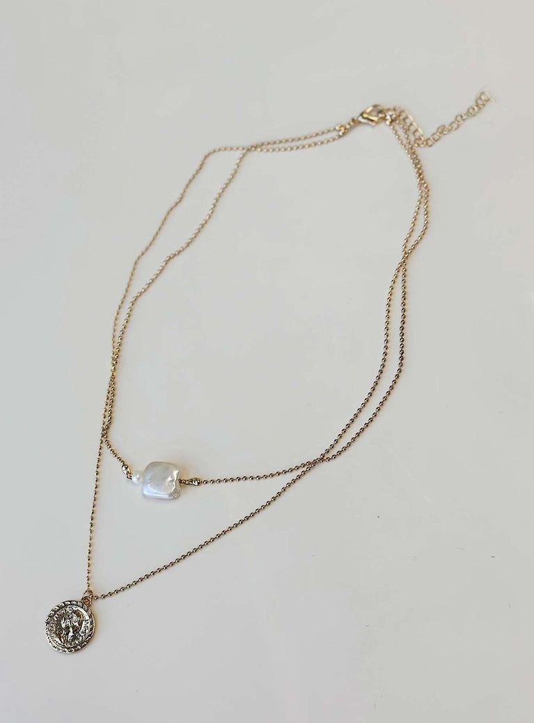 Necklace Two fixed chains - these cannot be worn separately Pearl and coin detail Lobster clasp fastening