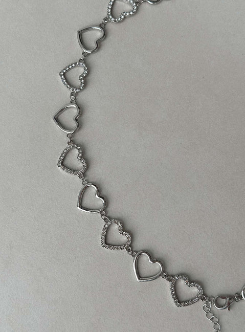 Chain belt Heart design Silver-toned Diamante detail Lobster clasp fastening 