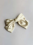 Hair bow Silky material Silver-toned hardware  Snap clip fastening 