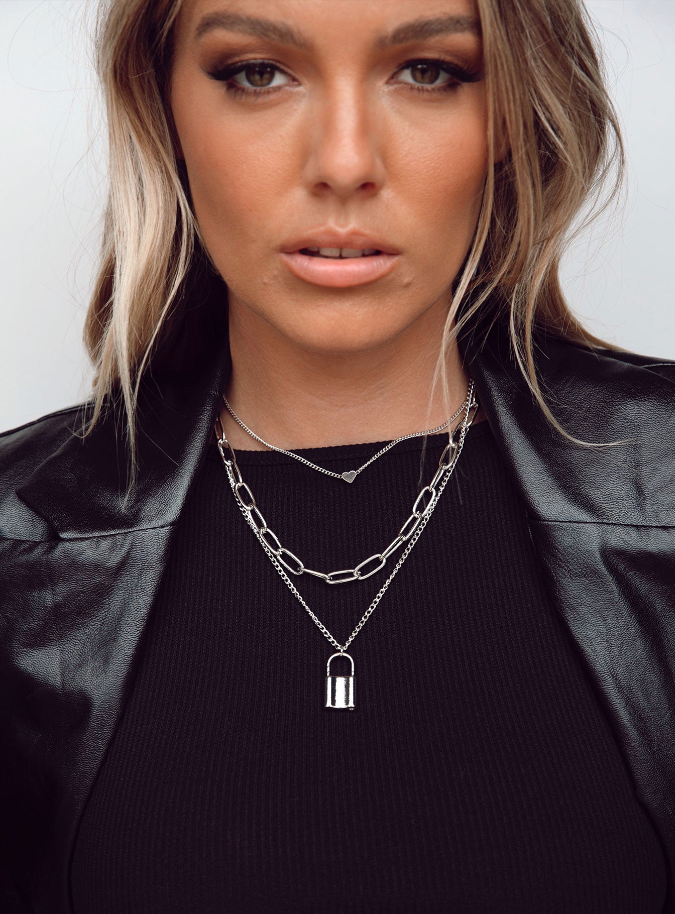 Safe Love Necklace Set Silver