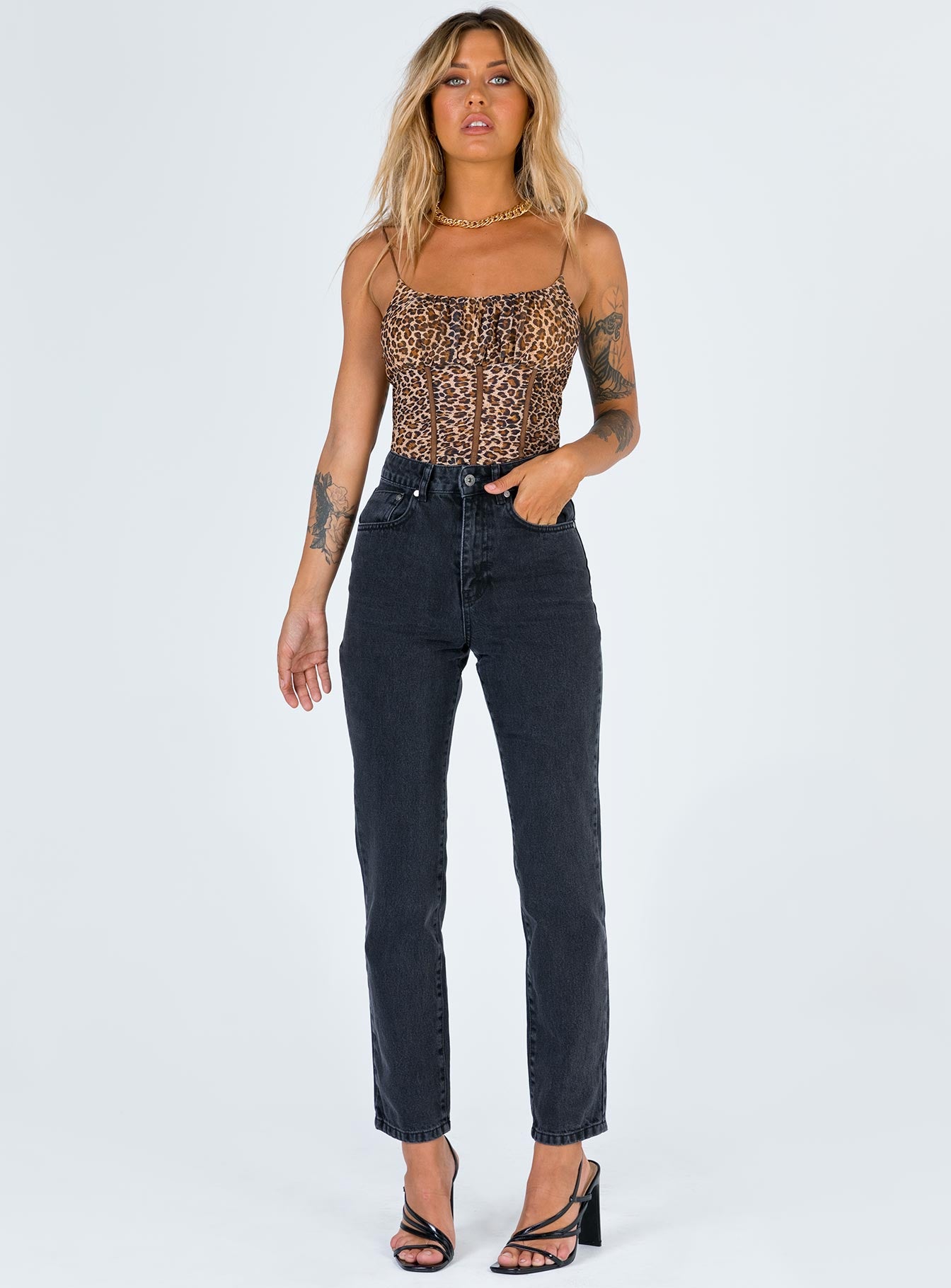 front view of model wearing Princess Polly Ragged Priest Butt Cut Jean Mid Rise 