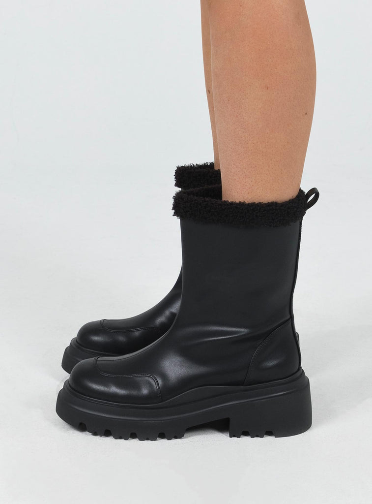 Galleria Boots Black