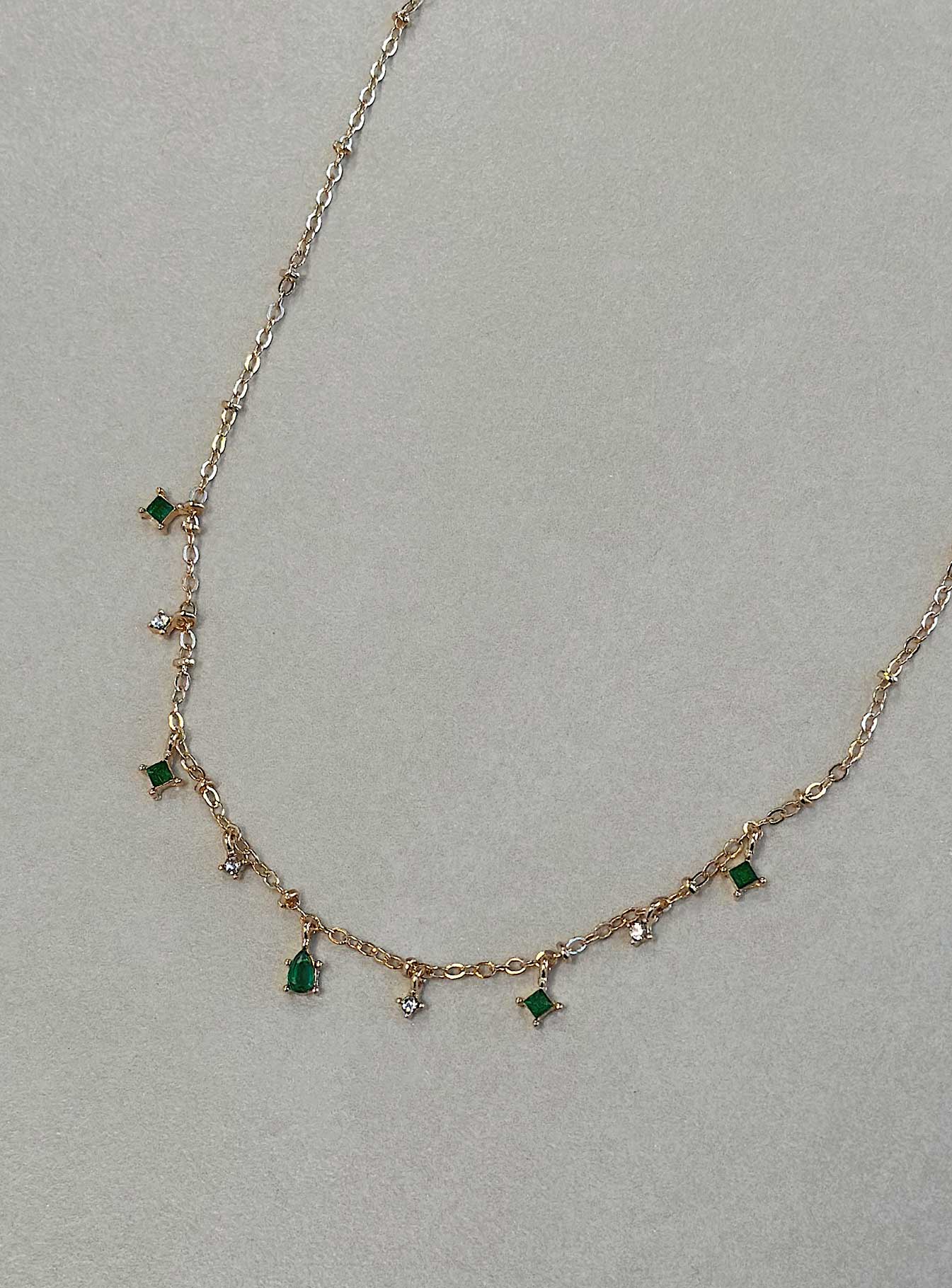 Necklace Gold toned Gemstone detail Lobster clasp fastening