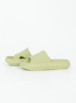 Slides Rubber design  Single wide upper  Platform base  Lightweight 