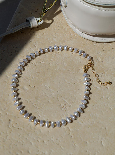 Sookie Pearl Necklace