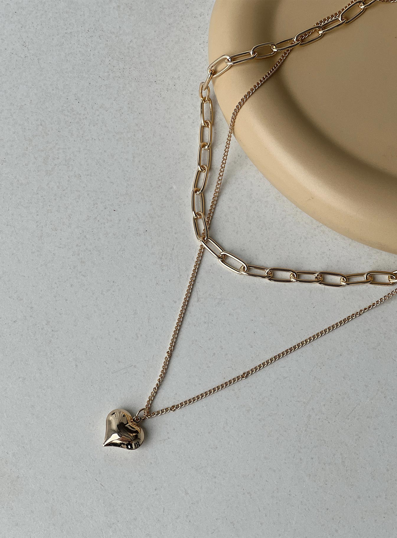 Necklace set Heart pendant Gold-toned