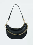Bag Faux pebbled leather Removable shoulder & chain straps Zip fastening Gold-toned hardware Two internal pockets
