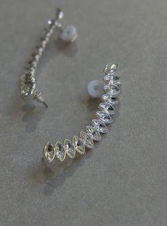 Silver Ear crawler Diamante design Stud fastening Clip-on end