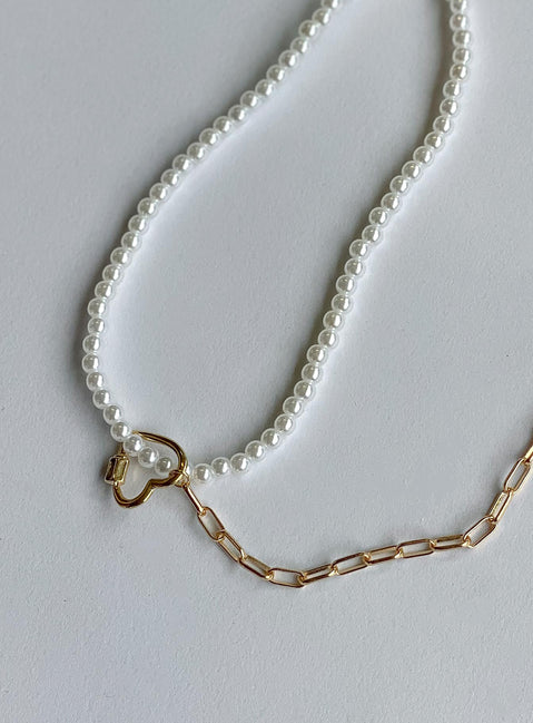 Necklace Gold-toned  Pearl detailing Lobster clasp fastening