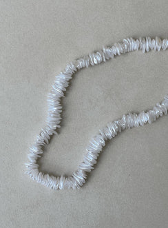 Necklace Beaded design Gold-toned Lobster clasp fastening