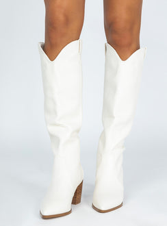 Billini Novena Boots Off White
