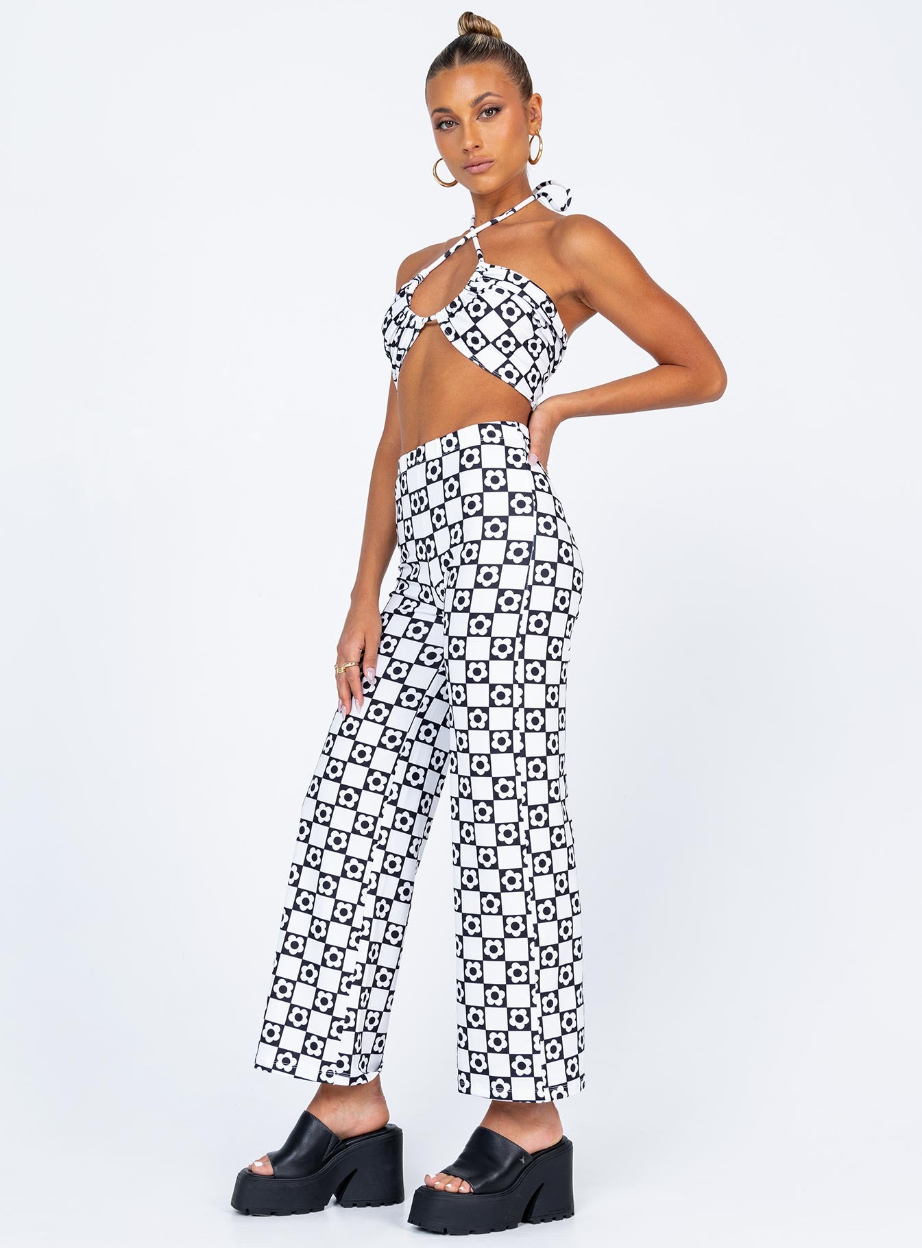 Latiana Set Black / White