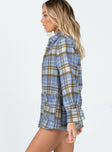 Flannel jacket Classic collar  Button front fastening  Twin hip pockets Single-button cuff  Padded shoulders 