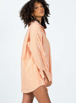 side view of model wearing Princess Polly Boyfriend Shirt Orange Full Sleeves 