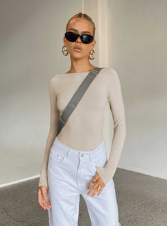 front view of model wearing Princess Polly Gatewood Long Sleeve Bodysuit Bone Full Sleeves 