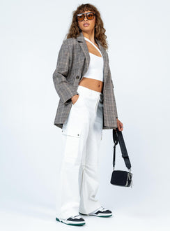 Coat  100% polyester Plaid print  Lapel collar  Button front fastening  Twin hip pockets  Satin lined 