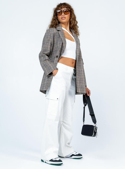 Coat  100% polyester Plaid print  Lapel collar  Button front fastening  Twin hip pockets  Satin lined 