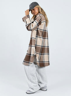 Coat Plaid print Classic collar Button fastening at front Twin chest pockets Single button cuff