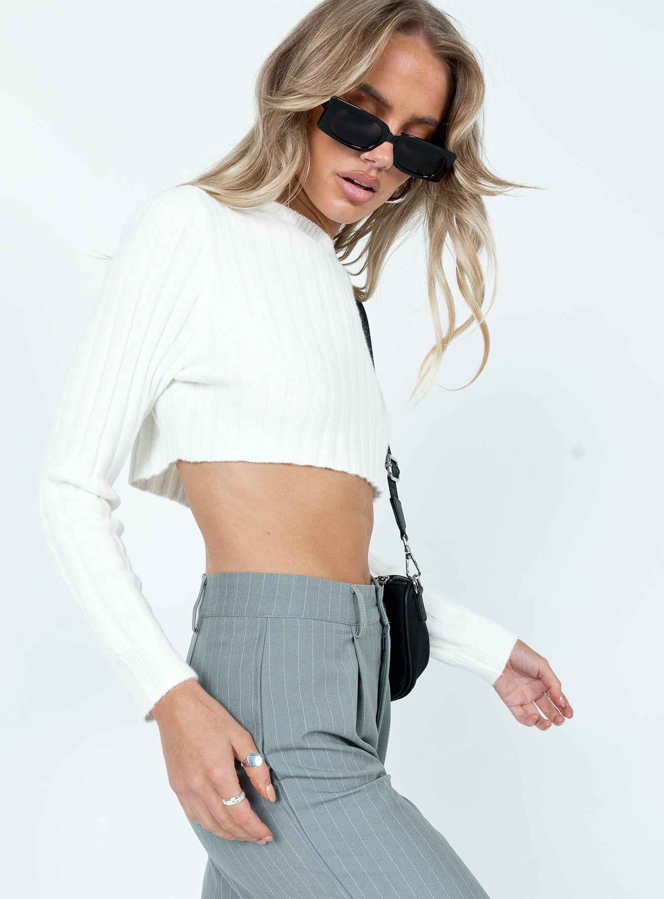 Frankie Cropped Sweater Cream Princess Polly  Cropped 