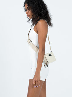 Romper Racer back Invisible zip fastening at back 