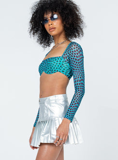   side view of model wearing Princess Polly Cyan PU Mini Skirt Grey 