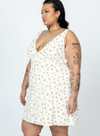 product Princess Polly Crew Neck  Nellie Mini Dress White / Yellow Floral Curve