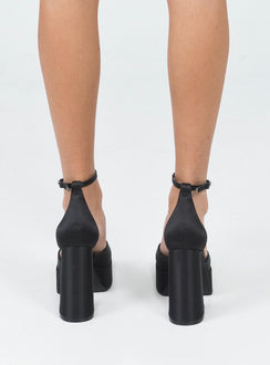 Heels Satin material  Closed toe  Buckle fastening at ankle  Platform base  Block heel 