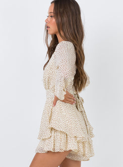 String Of Love Romper Beige