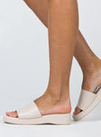 Delia Sandals Beige