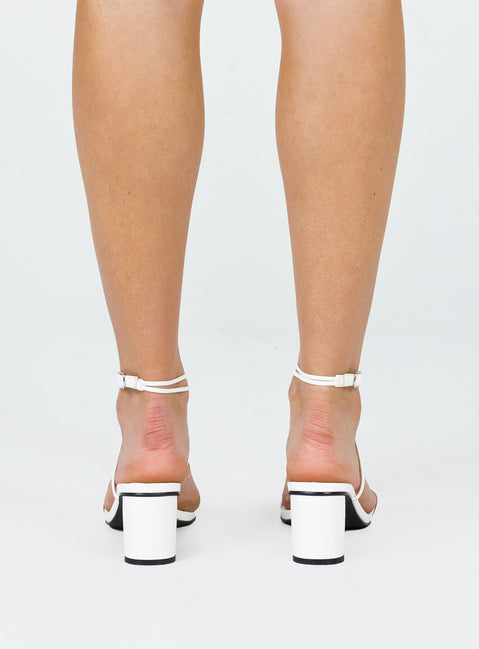 Therapy Stunna Heels White