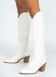 Billini Novena Boots Off White