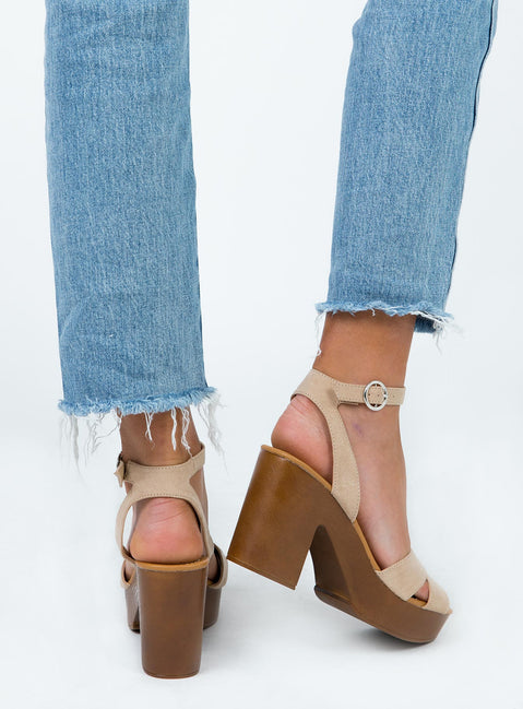 Therapy Camellia Heels Cashew