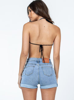 Shorts Light wash denim  Zip & button fastening  Belt looped waist  Four-pocket design  Rolled hem  Branded badge on back 