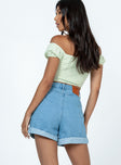 Denim shorts Zip & button fastening  Belt looped waist  Pleated waist  Twin hip pockets  Fixed rolled hem  Branded patch on back 