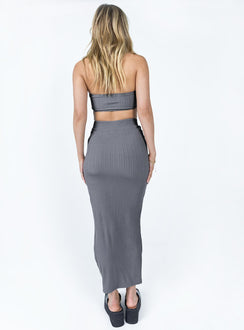 Matching set Ribbed material  Strapless top  Twisted bust  Inner silicone strip  Midi skirt  Elasticated v waistband  High side slit 