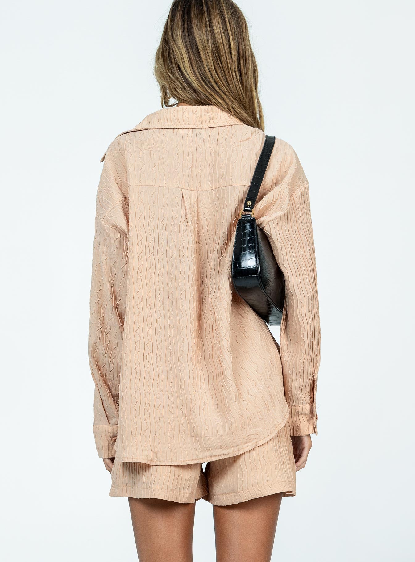 2 piece set Button up shirt  High waisted shorts  Hook & zip fastening  Belt looped waist 