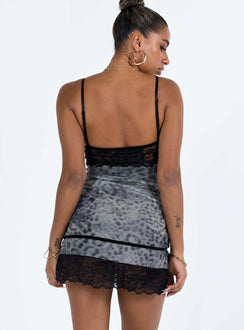 Front view of model wearing  front Princess Polly Square Neck  Heary Lace Trim Mini Dress Green