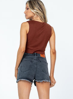 Black denim shorts  Zip & button fastening  Belt looped waist  Classic five pocket design  Distressed legs  Frayed hem  Non-stretch 