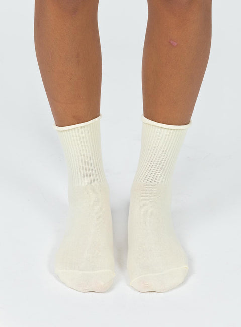 Sock pack Three pairs Crew style Ribbed cuff Good stretch 