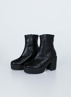 Stillwater Platform Boots Black