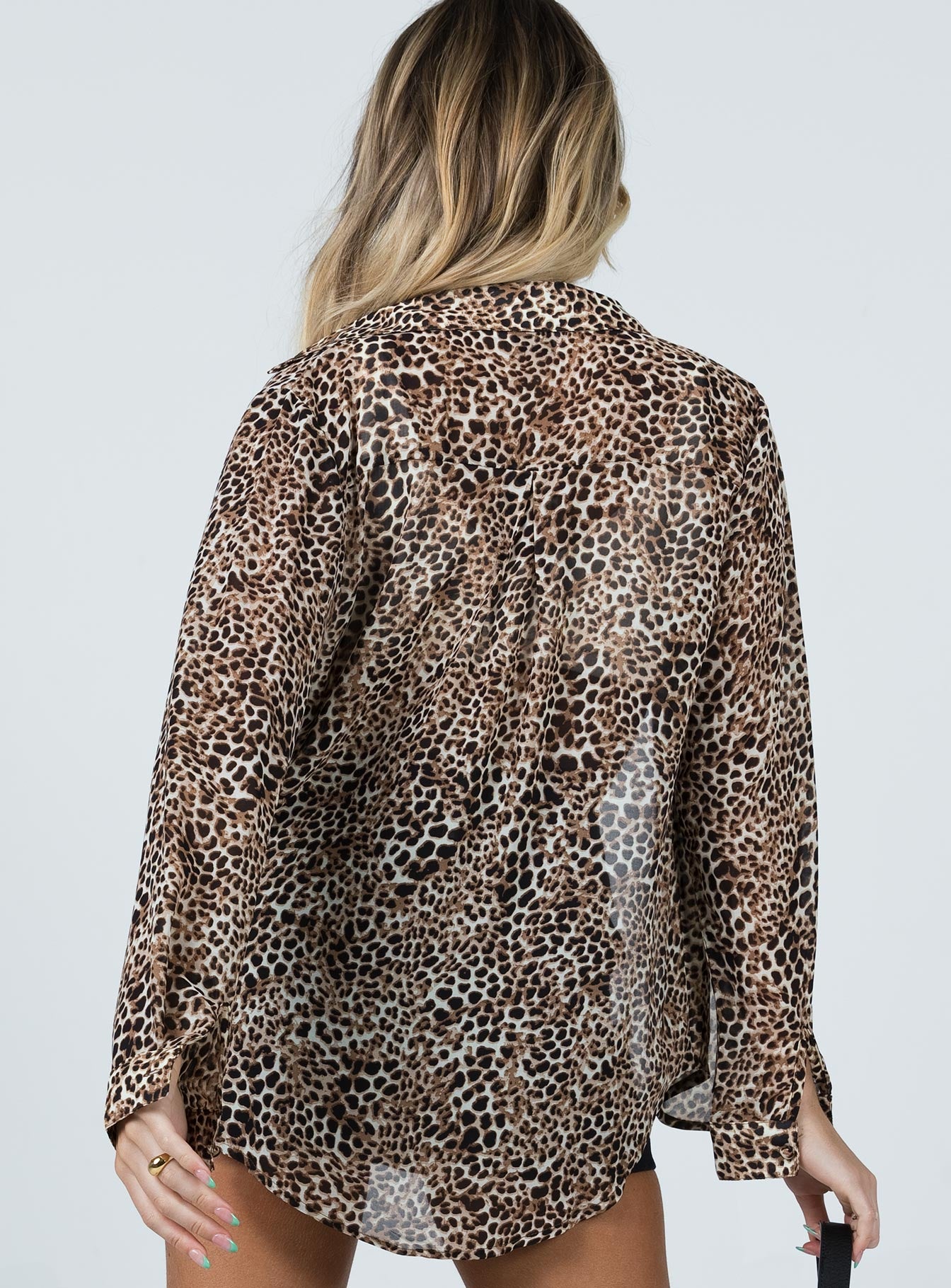 back view of model wearing Princess Polly Ziggy Shirt Leopard 