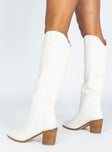 Billini Novena Boots Off White