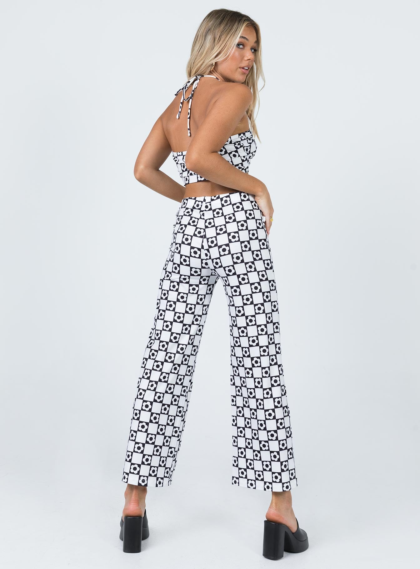 Latiana Set Black / White